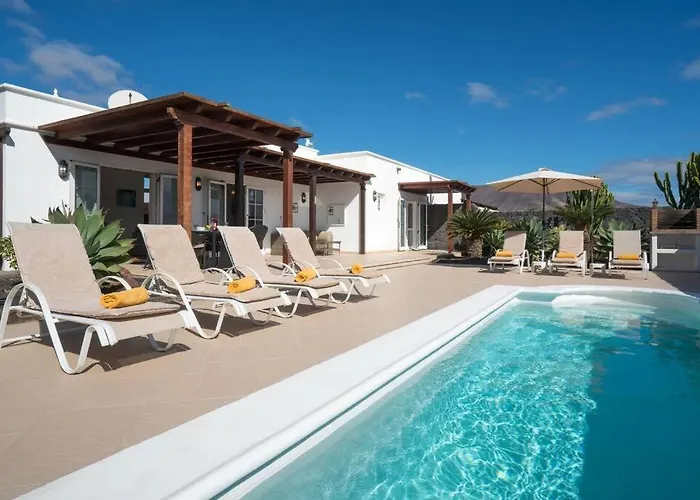 וילה Casa Lirio *